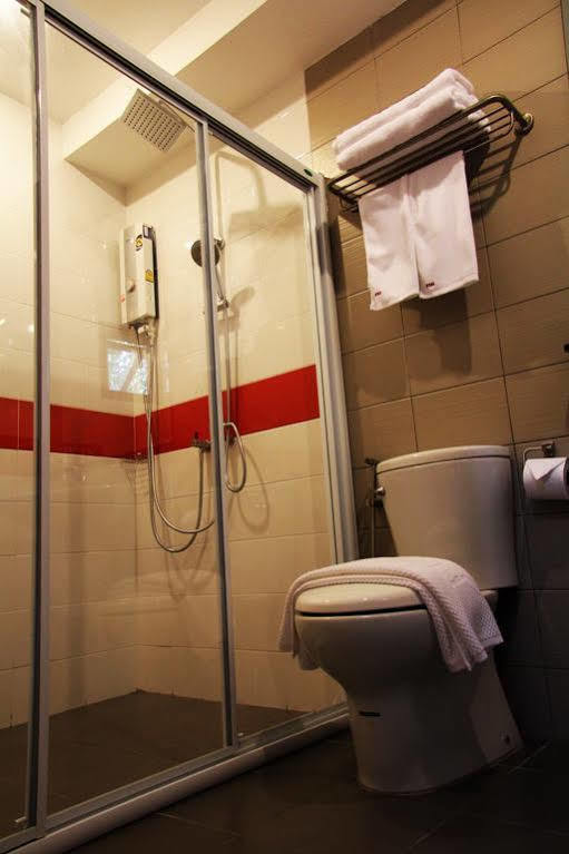 Ma Chic & Cozy Aparthotel Lampang Bagian luar foto